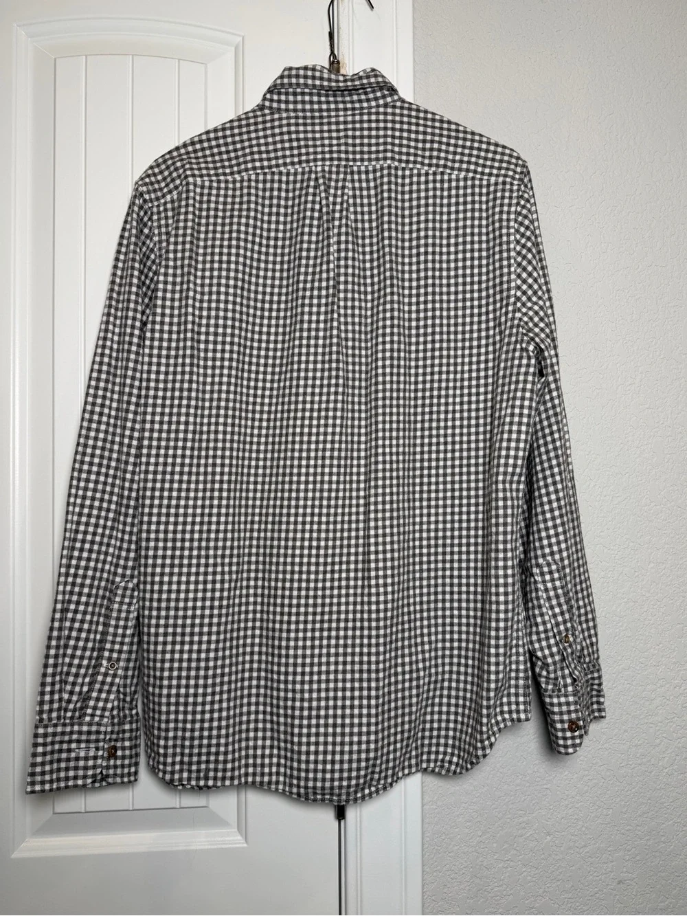 J. Crew 656 crisp